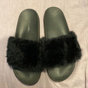 Steve Madden | Shoes | Steve Madden Fur Slides | Poshmark